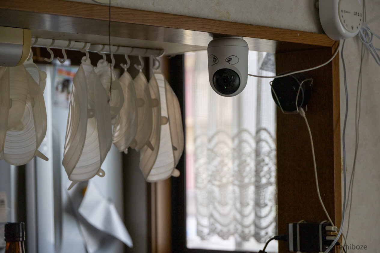 家の中のSwitchBot見守りカメラ